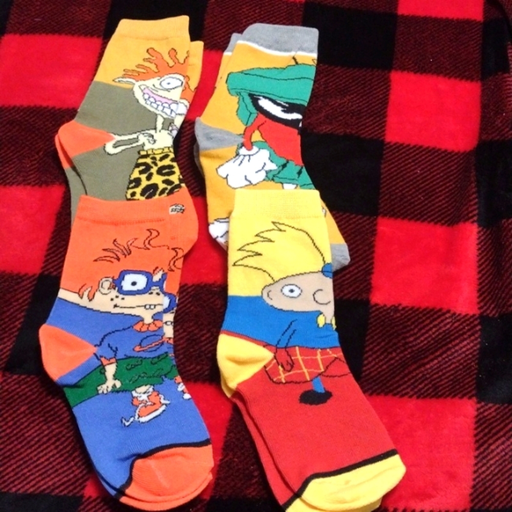 NWOT kiddie character socks